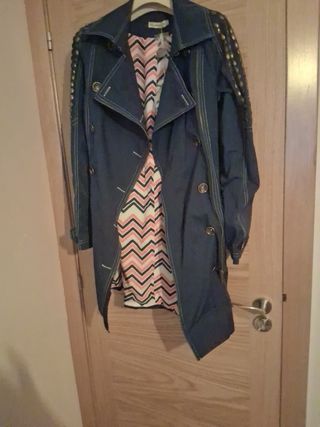 Gabardina Camaleonica. Precio no negociable 