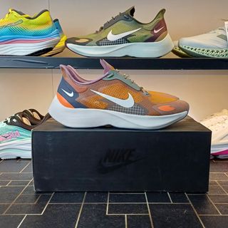 Nike Vapor Street Peg SP Multicolor. Talla 43