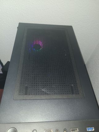 Negociable,Torre PC, Alfombrilla, Teclado y Ratón
