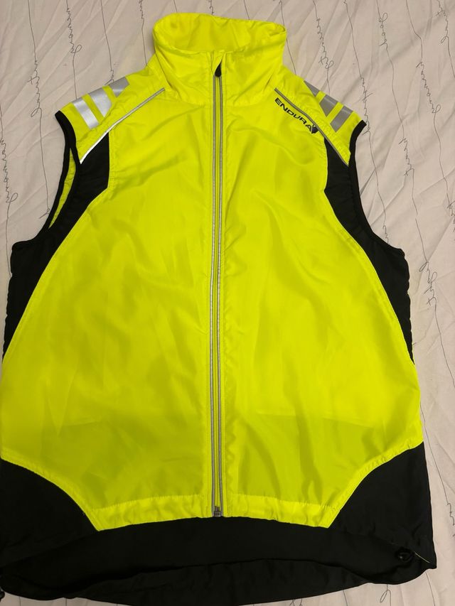 Cortavientos Ciclismo Endura Reflectante