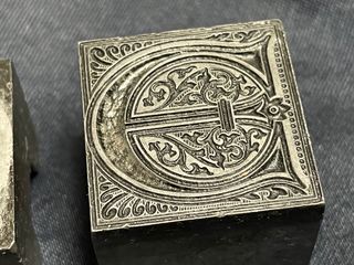 Lote tipos móviles de imprenta letras capitales E