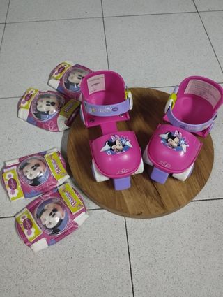 Patines y protecciones Minnie Mouse