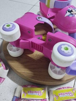 Patines y protecciones Minnie Mouse