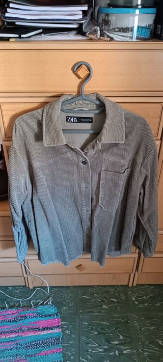Sobrecamisa pana Zara Talla L