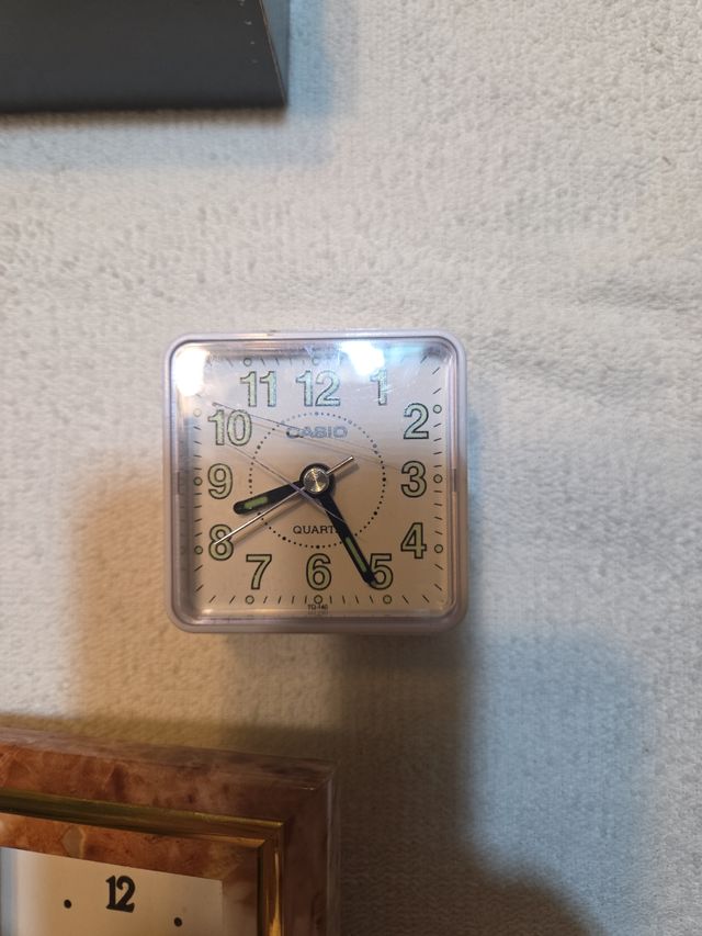 Lote 8 relojes Quartz funcionando