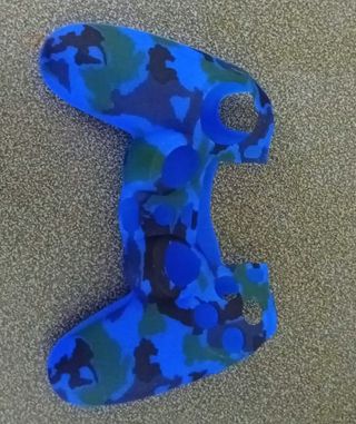 Funda PS4 Camuflaje Azul y Rojo