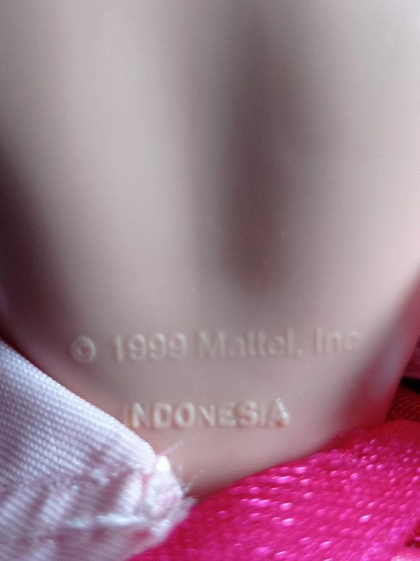 Barbie Mattel 12 Principesse Danzanti Genevieve