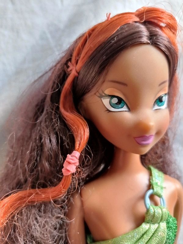 Winx Club Bambola Aisha