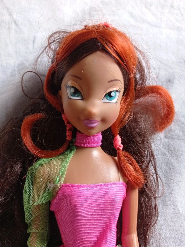 Winx Club Bambola Aisha