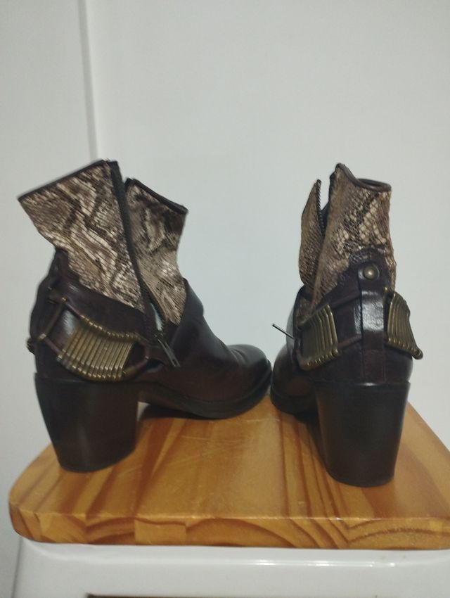 Botines Hakei Piel Marrón Talla 39