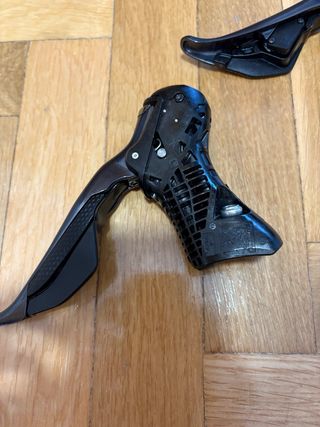 Manetas Shimano Ultegra R8070 Di2 11v