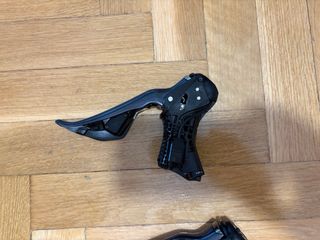 Manetas Shimano Ultegra R8070 Di2 11v