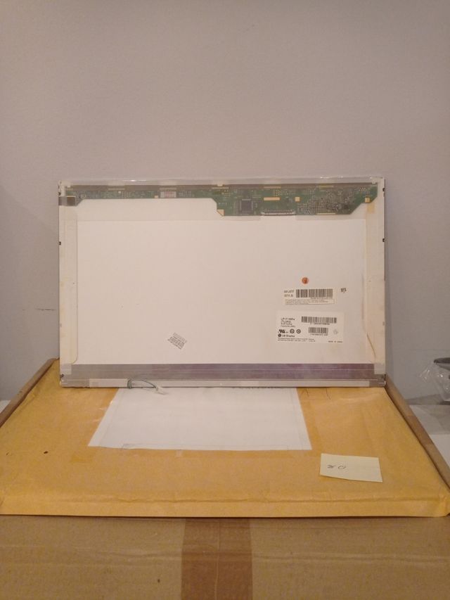 Pantalla portátil 17 negra