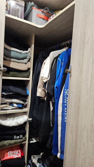 Mobile ad angolo in legno beige/grigio