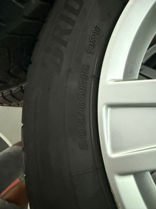 Llantas Audi A4 con Neumáticos 205/50R16