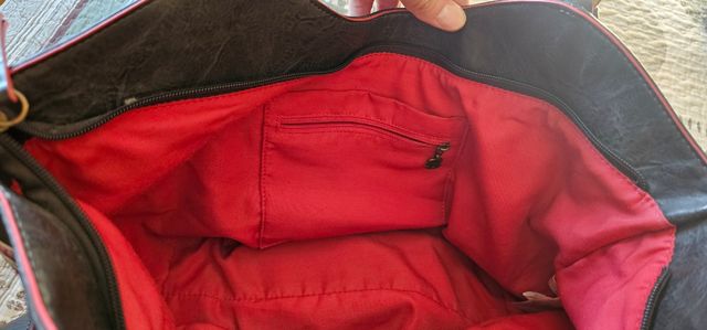 Bolso Desigual  con Detalles Rosas