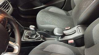 Peugeot 2008 Signature 2019