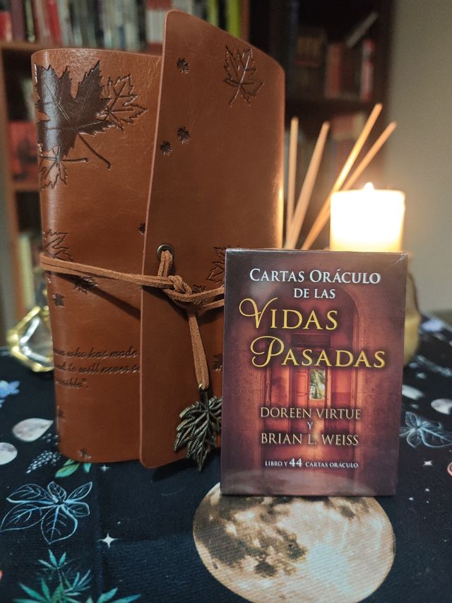 Cuaderno y Cartas Oráculo Vidas Pasadas