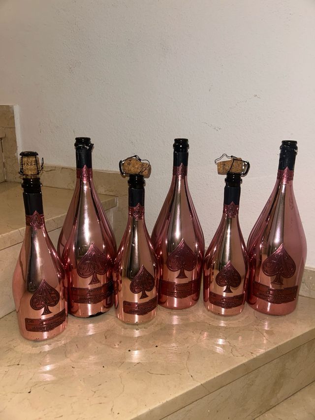 Bottiglie vuote Armand de Brignac Rose | Decorazione