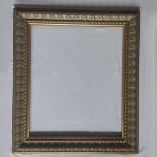 ANTIGUO MARCO DE MADERA Y ESTUCO 86x75