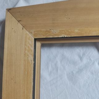 ANTIGUO MARCO DE MADERA Y ESTUCO 86x75