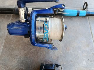 Dos cañas de pescar