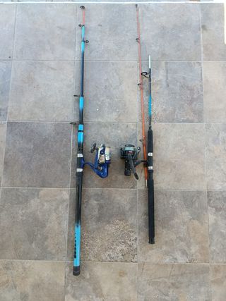Dos cañas de pescar
