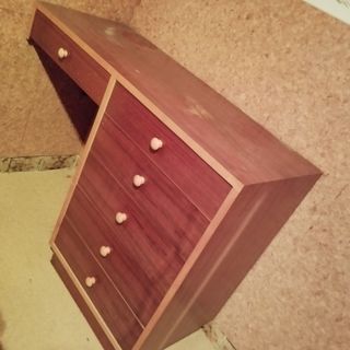 Tocador de madera maciza con 6 cajones