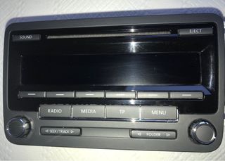 Radio CD RCD 310 con AUX
