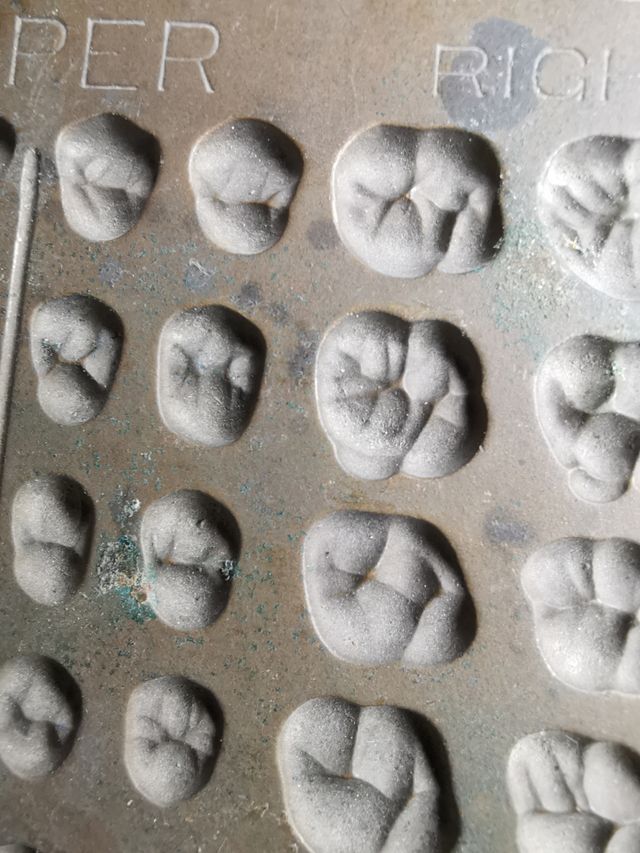 Stampo per copertura dentale SS White