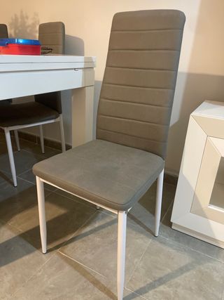 6 Sillas de comedor moderna gris y blanca