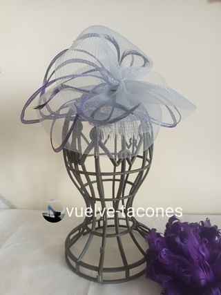 Tocado tipo casquete con tul  ♡ CHESCO