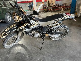 Yamaha DT 125 Camuflaje