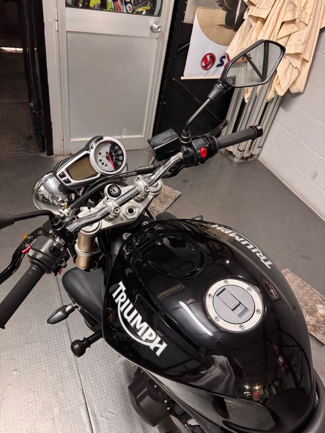 Triumph Street Triple 675 A2 2010