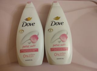 Dove Petal Soft Shower Gel 720ml
