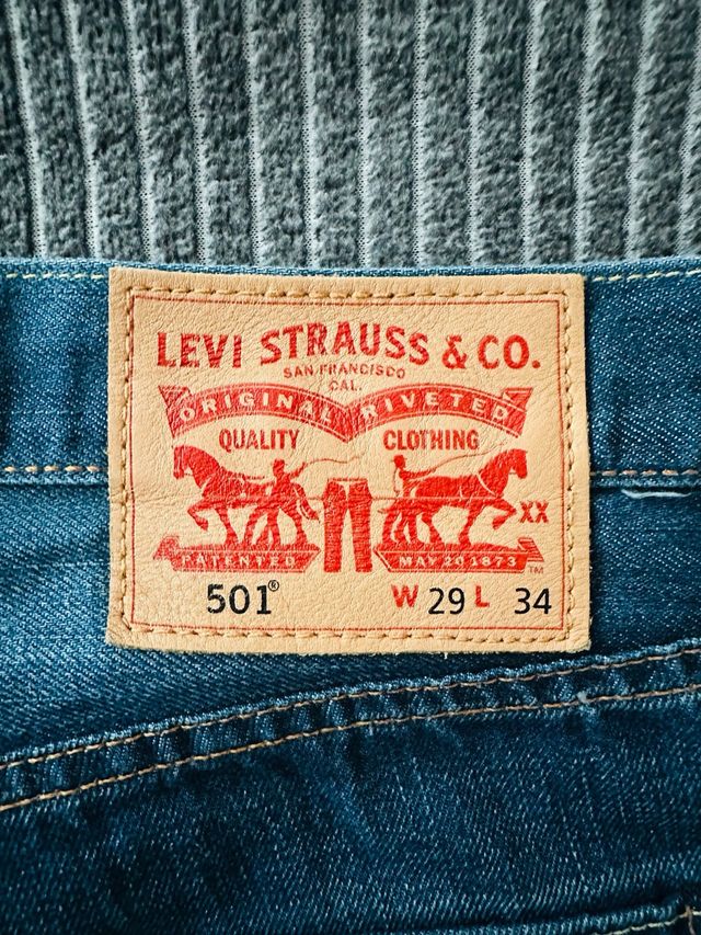 Pantalón Levi's 501 W29 L34