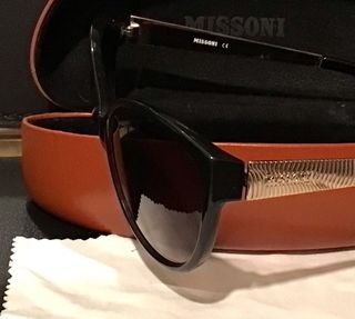 Occhiali da sole vintage Missoni MI68201 neri.