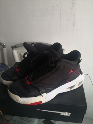 Zapatillas Jordan 6 Rings Negras y Rojas