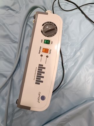 Materasso antidecubito con pompa ad aria