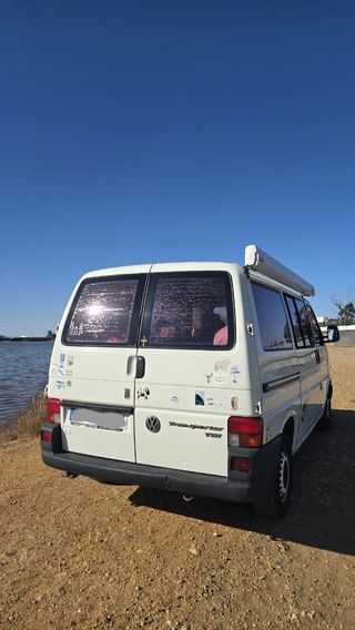 Furgoneta Volkswagen Transporter Camperizada 1999