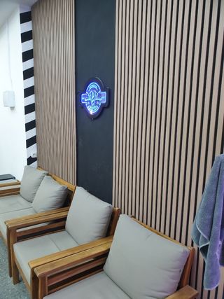 Traspaso peluquería barberia