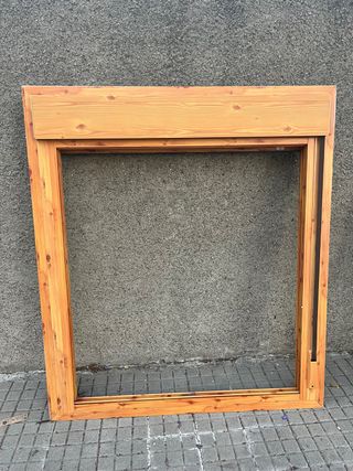 Ventana imitación madera
