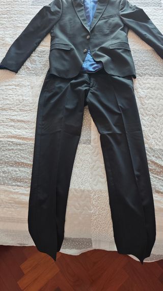 Traje Negro Slim fit Seminuevo