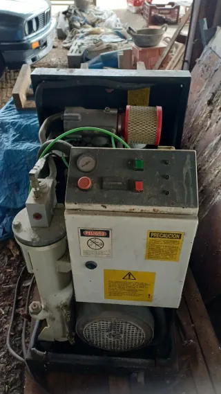 Compresor aire tornillo Ingersoll Rand SSR MH5.5