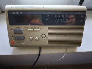 Radio Reloj Digital Sony Digimatic Beige