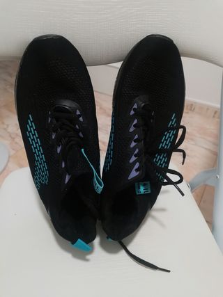 Zapatillas Deportivas Hombre Negras y Turquesa