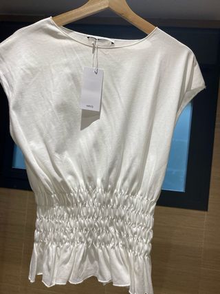 Blusa MNG sin mangas blanca
