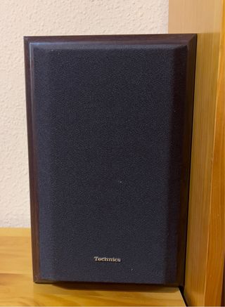 Equipo de música Technics SC-HD51
CON POCO USO