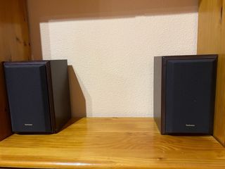 Equipo de música Technics SC-HD51
CON POCO USO