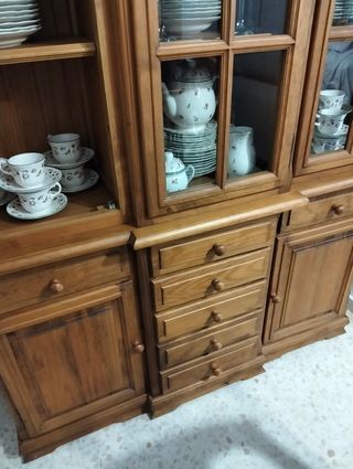 Mueble de salón de madera